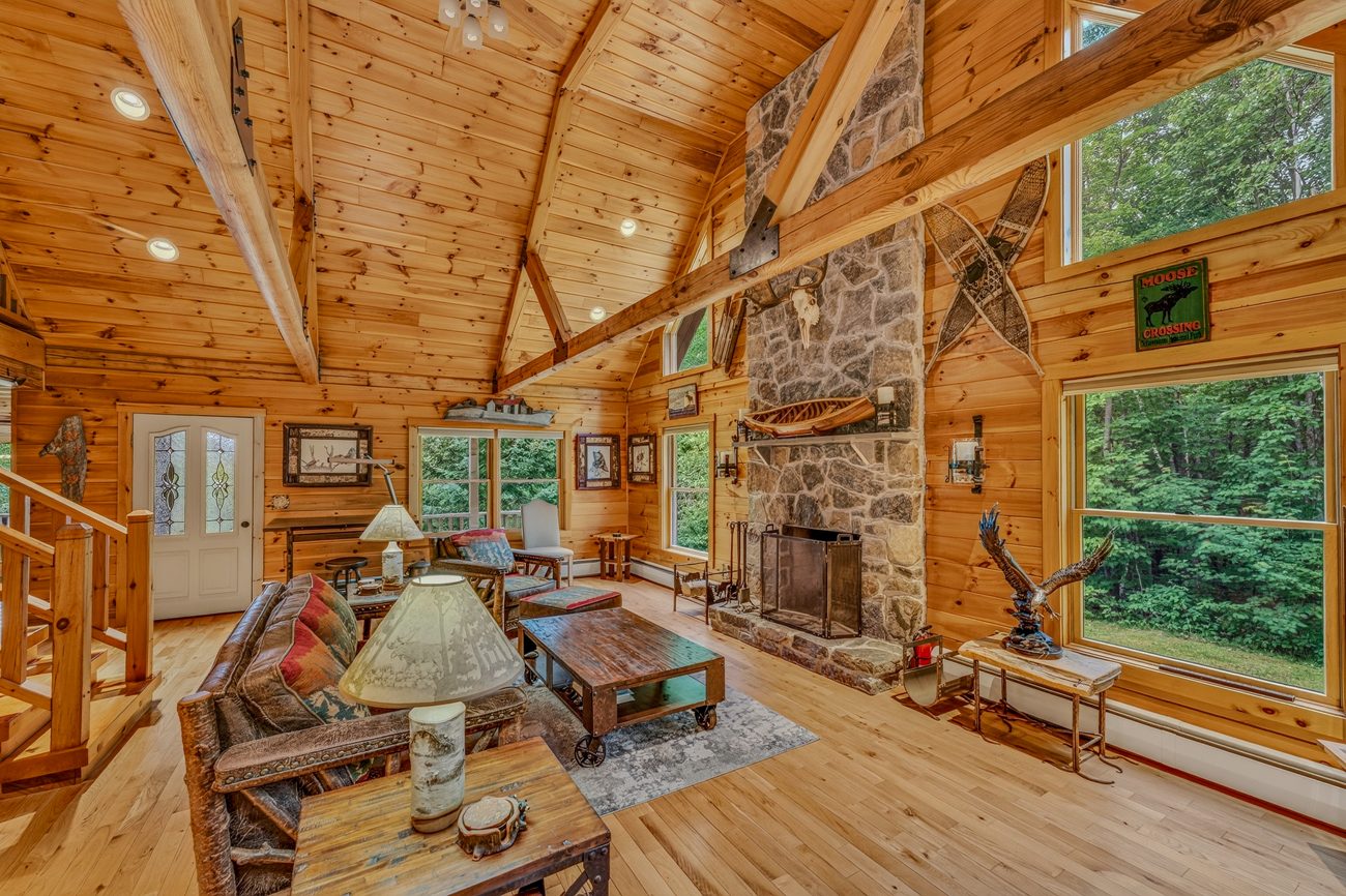 Interior: Log great room
